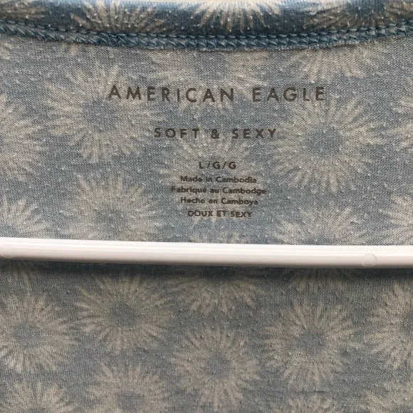 Blue Floral Women's Top - Picture 3 of 3